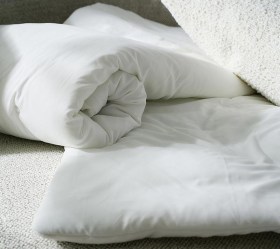 1698060066_esoteriki-gemisi-Sofa-Quilt-Saga-444-02