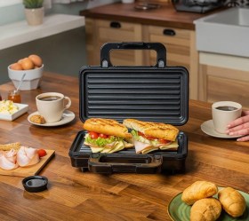 1743423193_tostiera-Estia-King-Toast-900Watt-04