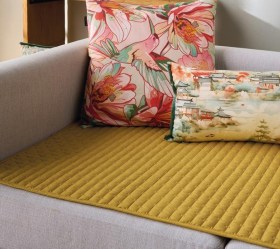 1744988674_runner-kanape-Kentia-Mason-11-01