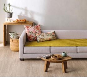1744988674_runner-kanape-Kentia-Mason-11