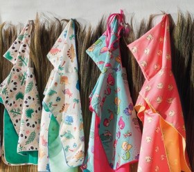 1746806494_Kentia-Float-2515-Poncho-Thalassis-01