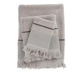 1758292362_set-petsetes-Das-home-0841