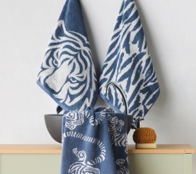1758813866_set-petsetes-Kentia-shiro-01-01