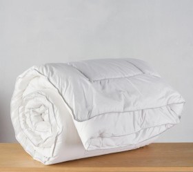 1758878246_paploma-leyko-Kentia-Dream-Quilt-01