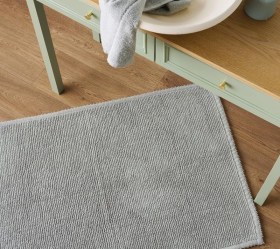 1758968165_pataki-mpanioy-Kentia-Gerardo-22-01