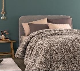 1762957237_koybertopaloma-Palamaiki-Deva