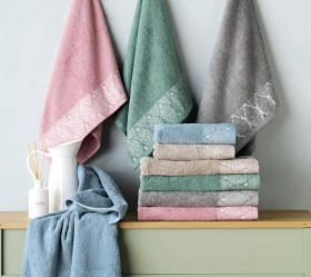 set-petsetes-Kentia-lela-22-01